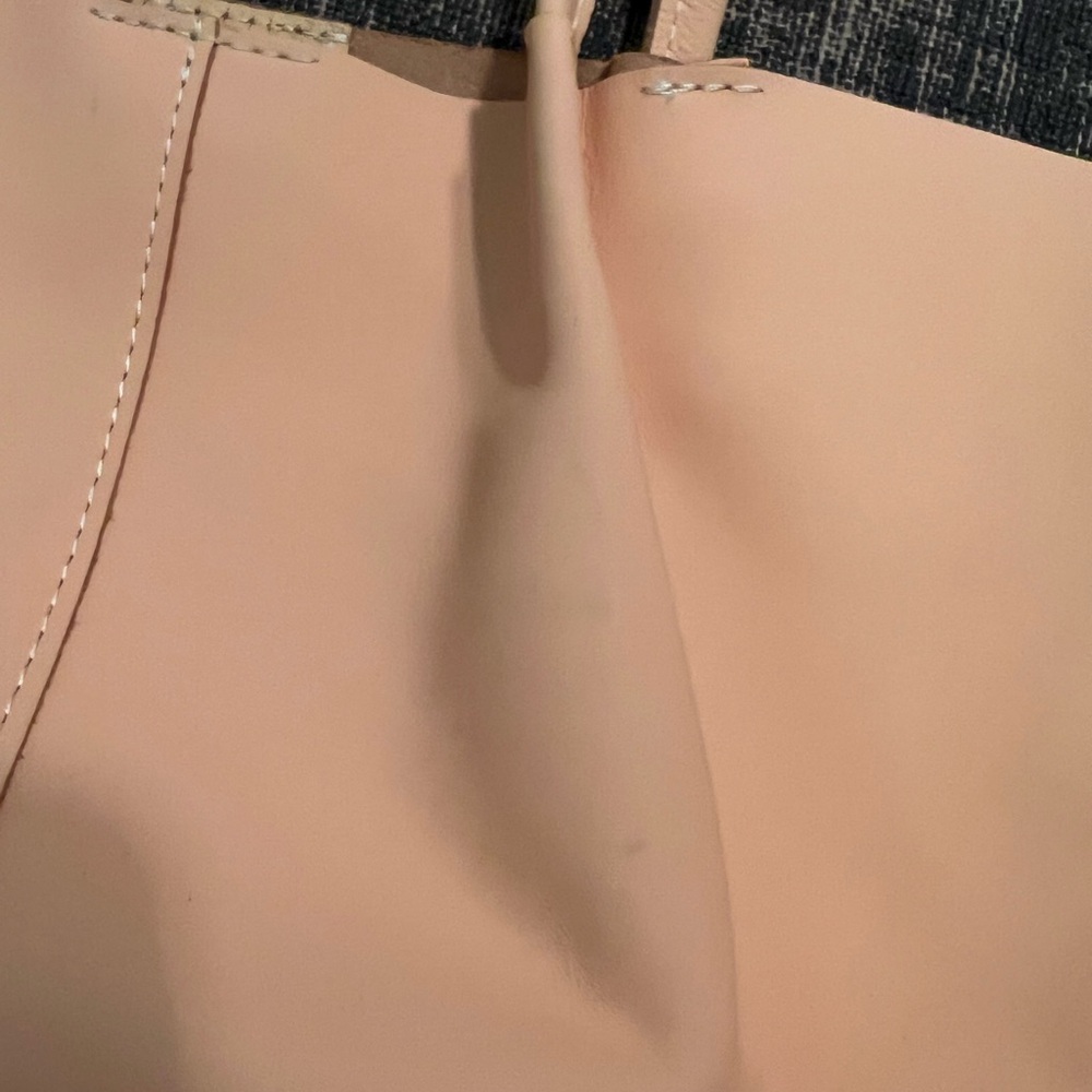 Portland Leather Goods Beige Tote Bag - Chic Everyday Shoulder Bag - Picture 4 of 12